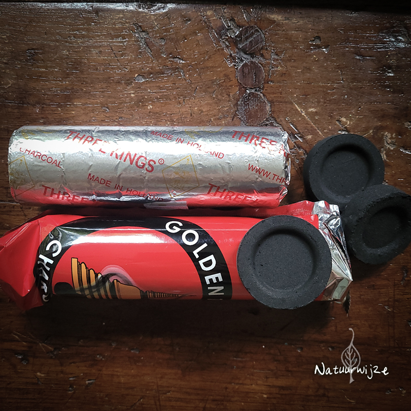 Houtskooltabletten – 10 stuks (Ø 4 cm)